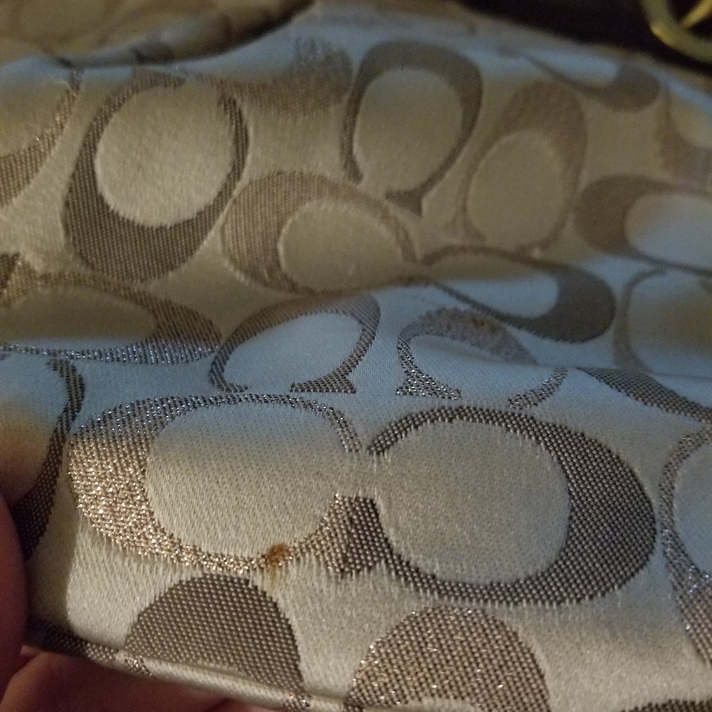 Coach Purse - Picture 4 of 9
